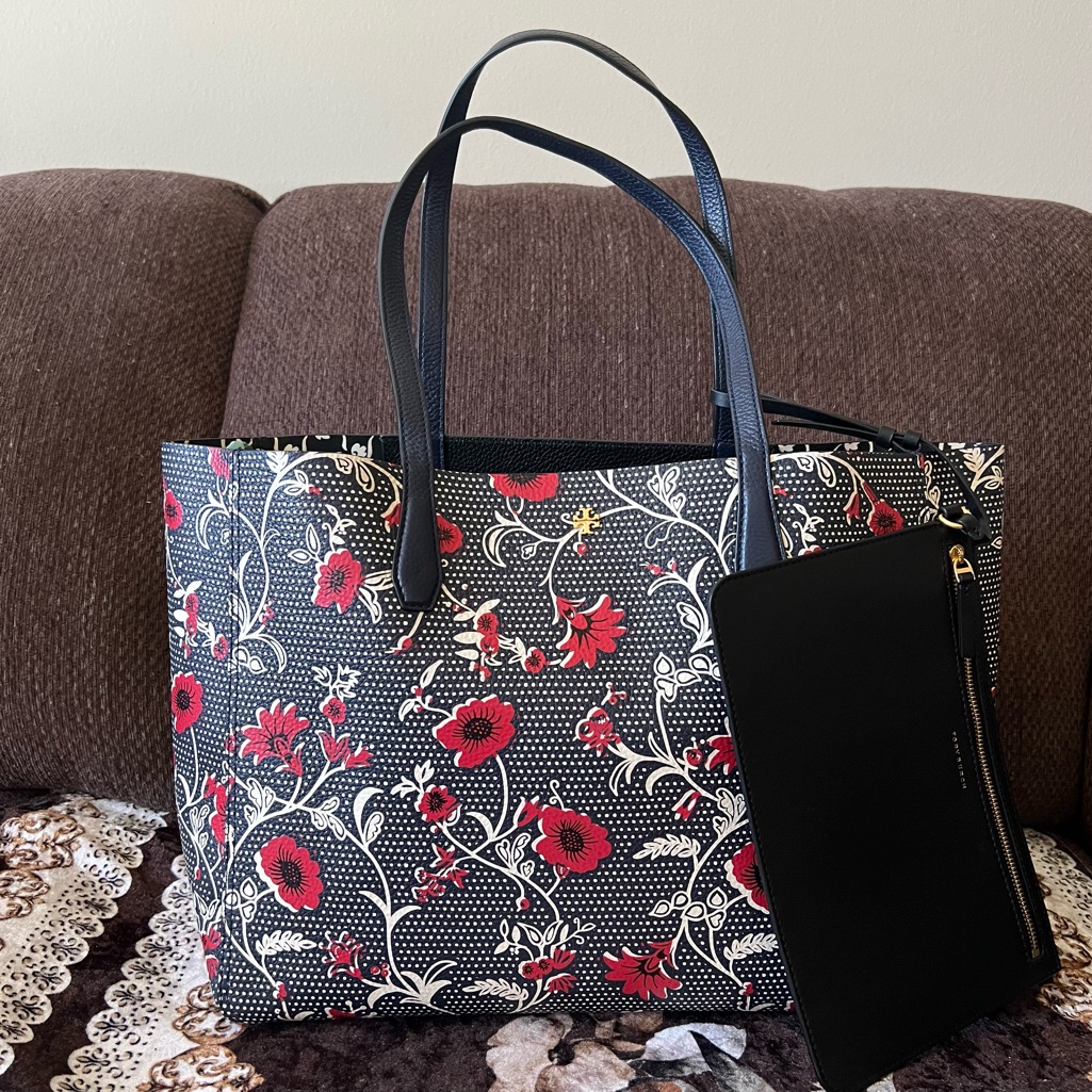 Tory Burch Retro Batik Blake Floral Printed Tote Bag With An Attached Wristlet